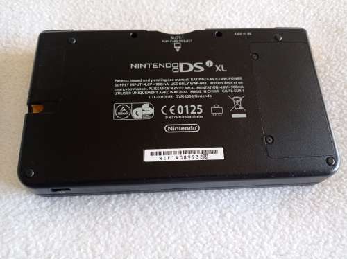 Nintendo Dsi Xl  (yellow) console
