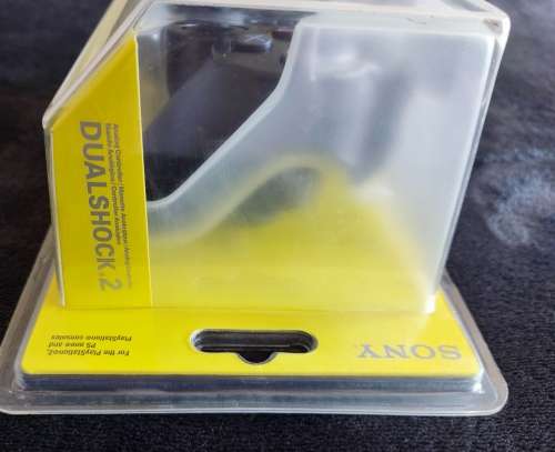 Playstation 2 controller (Sony) original new and sealed