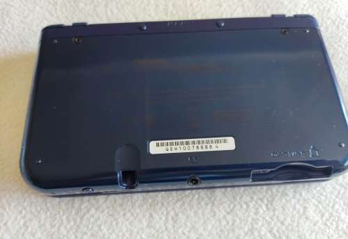 "New" Nintendo 3ds XL and charger