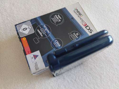 "New" Nintendo 3ds XL console with box /Steel Blue