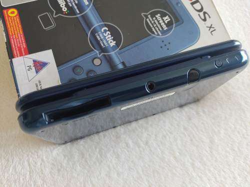 "New" Nintendo 3ds XL console with box /Steel Blue