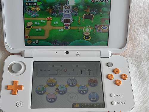 `New` Nintendo 2ds xl console+box