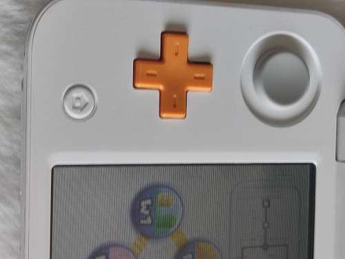 "New" Nintendo 2ds xl with original packaging and charger