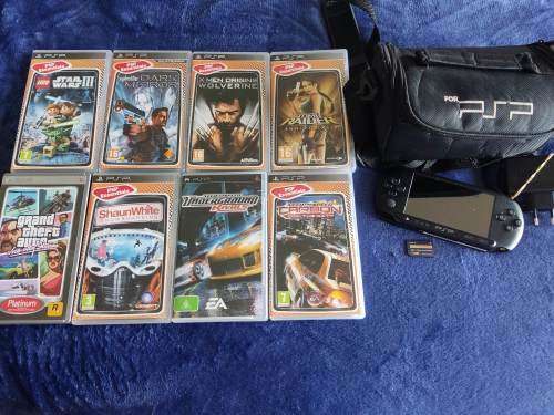 Sony psp with games incudes memory card and charger