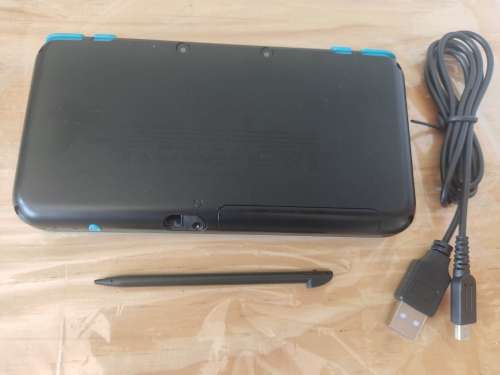 `New` Nintendo 2ds xl console /please read description