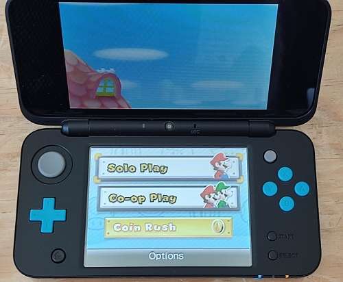 `New` Nintendo 2ds xl boxed