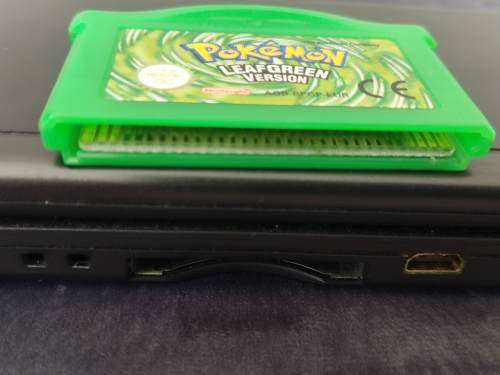 Pokémon Leafgreen version Nintendo Gameboy game