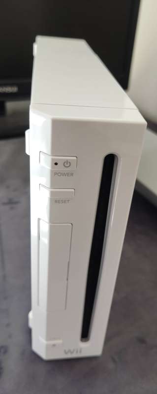 Nintendo Wii with Wii Sports +Wii sports Resort Pal region boxed