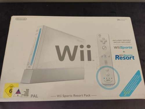 Nintendo Wii with Wii Sports +Wii sports Resort Pal region boxed