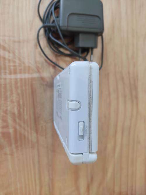 Nintendo ds lite +charger