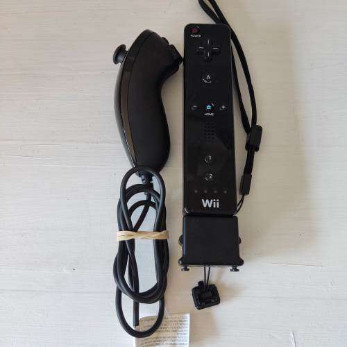Wii motion plus controller +Nunchuck