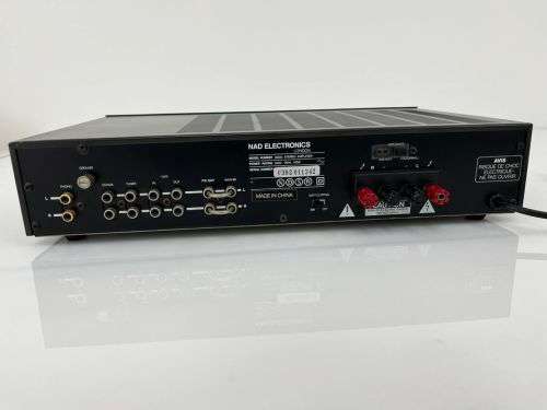 NAD 3020i Stereo Amplifier