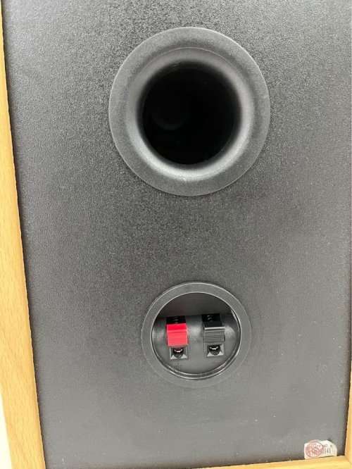 JAMO Studio 130 Bookshelf Speakers
