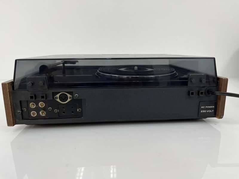 Vintage SANYO Solid State ( Amp / Radio / Turntable ) Combo