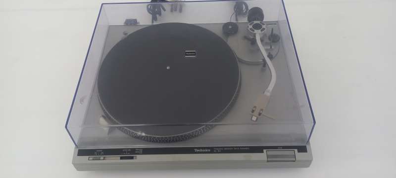 Technics SL-B2 Turntable