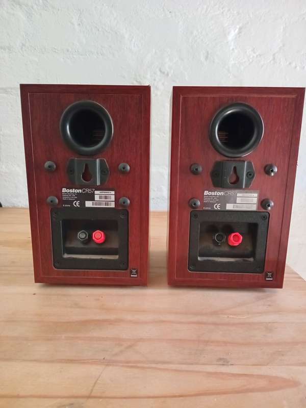 Boston CR57 Bookshelf Speaker