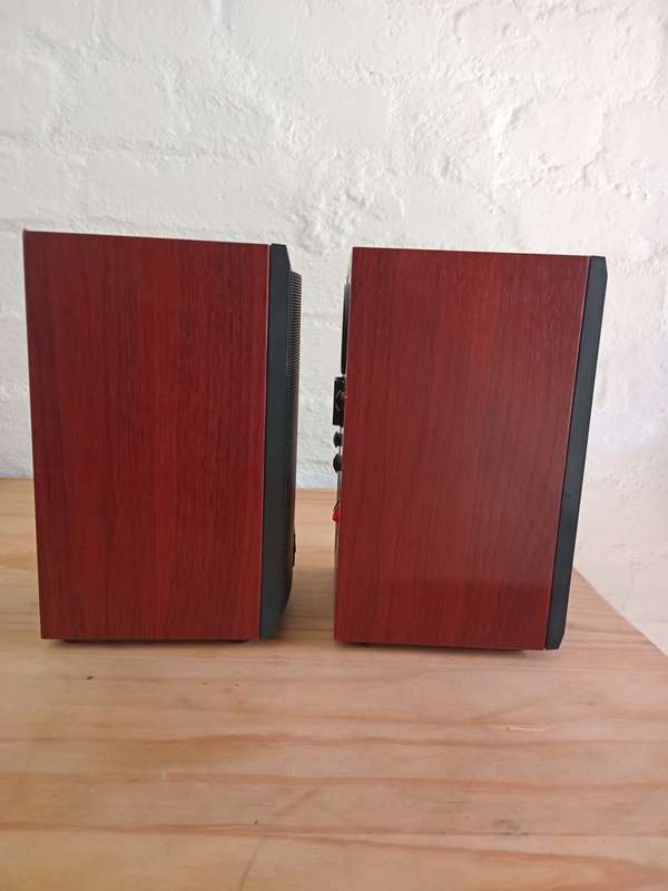 Boston CR57 Bookshelf Speaker