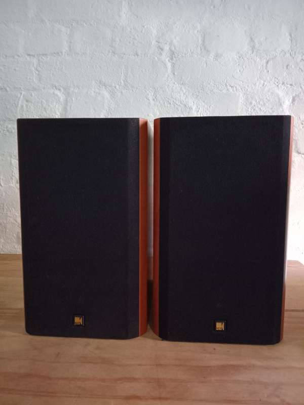 Kef Cresta 10 Bookshelf Speakers