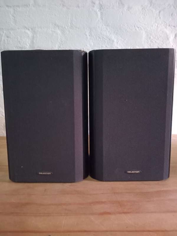 Celestion F10 Bookshelf Speakers