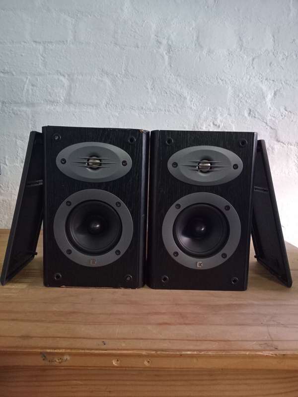 Celestion F10 Bookshelf Speakers