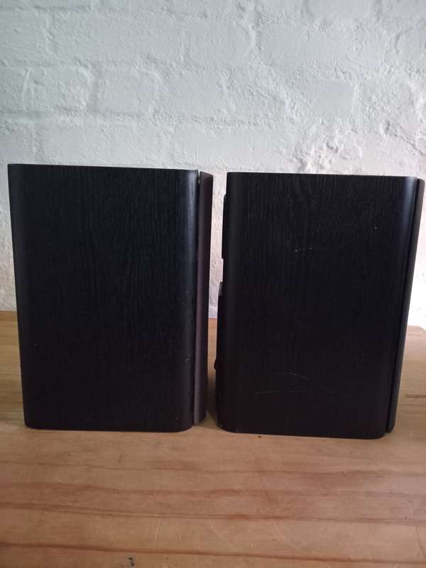Celestion F10 Bookshelf Speakers