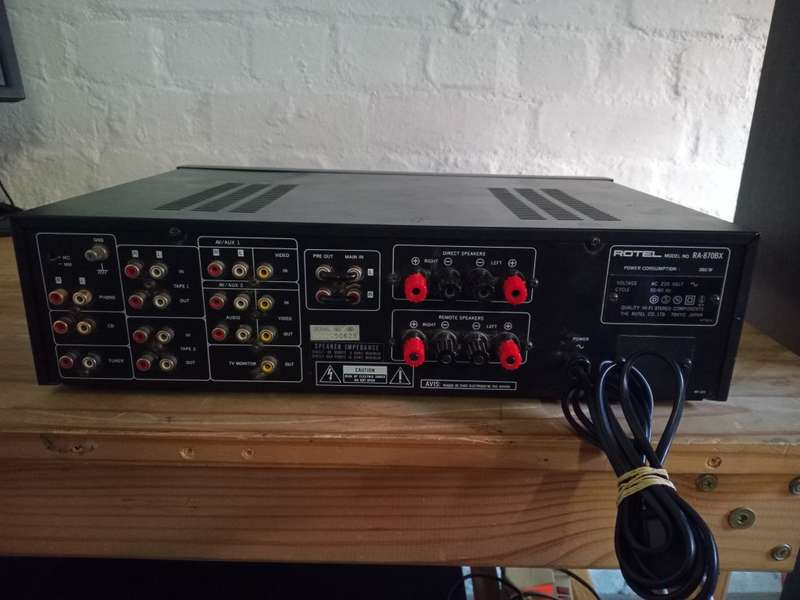 Rotel RA-870BX Stereo Integrated Amplifier