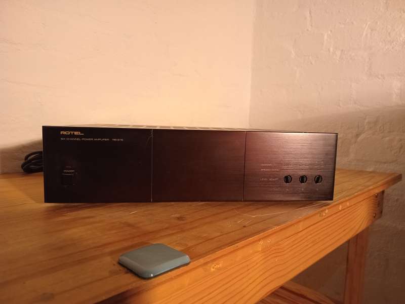 Rotel RB-976 Six Channel Power Amplifier