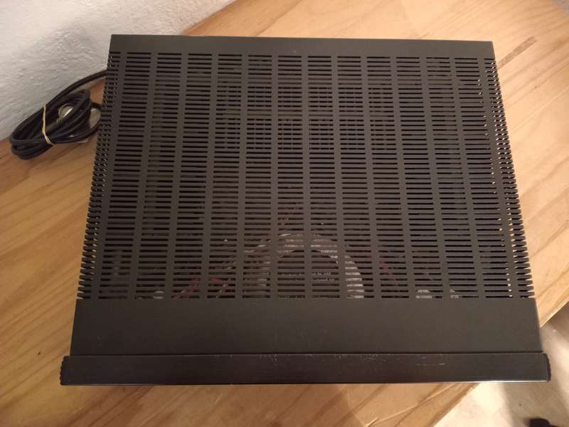 Rotel RB-976 Six Channel Power Amplifier