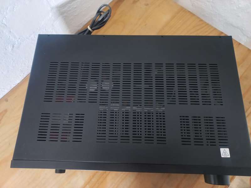 Sony STR-DH520  Multi Channel Audio Video Receiver