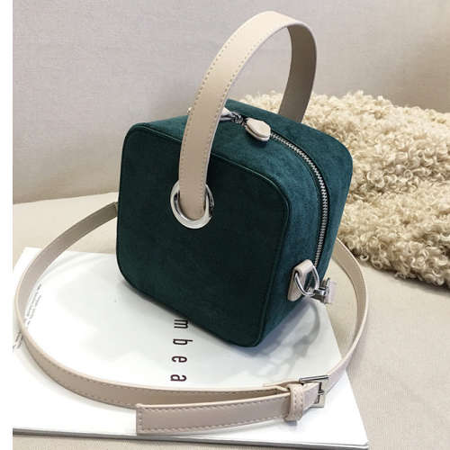 Joker one shoulder slung portable fashion matte small square bag