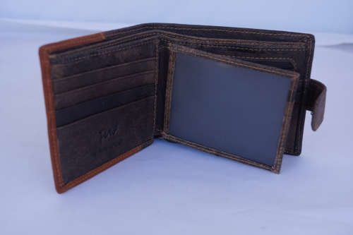 Fino Genuine Leather Wallet with Buckle Rhino