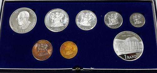 RARE 1985 PROOF SET + PARLIAMENT R1 - SA MINT BOX- MINT CONDITION
