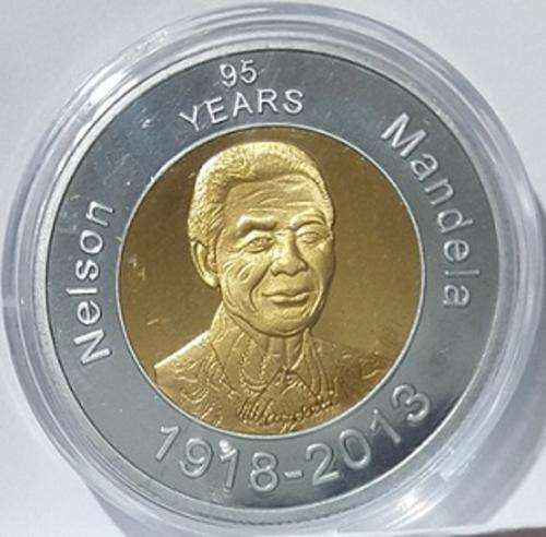 BEAUTIFUL - NELSON MANDELA 95 YEARS BI METAL MEDALLION/ 1918-2013