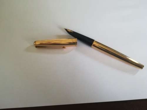 Rare Parker 61 Gold Fountain pen