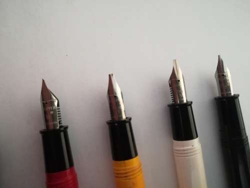 WOW Fountain calligraphy pens @ Crazy R1