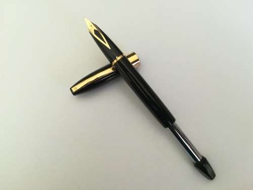 Crazy R1 Sheaffer 18K GOLD Legacy Fountain pen