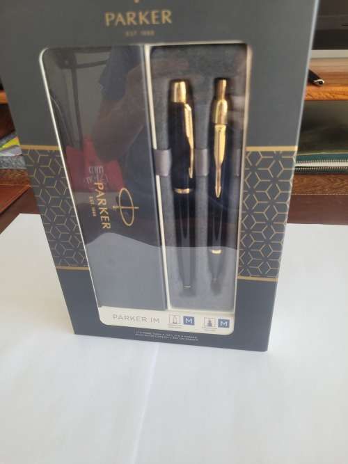 PARKER IM Fountain And Ballpoint Pen Set  Black Gold Trim