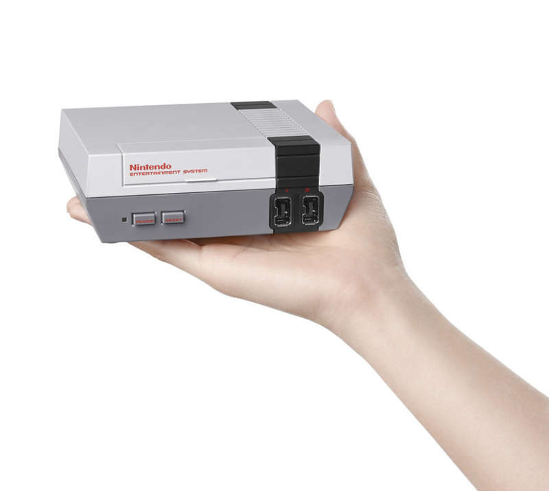 Nintendo NES Classic Edition (30 built-in games, brand new PLUS extra Nintendo controller)