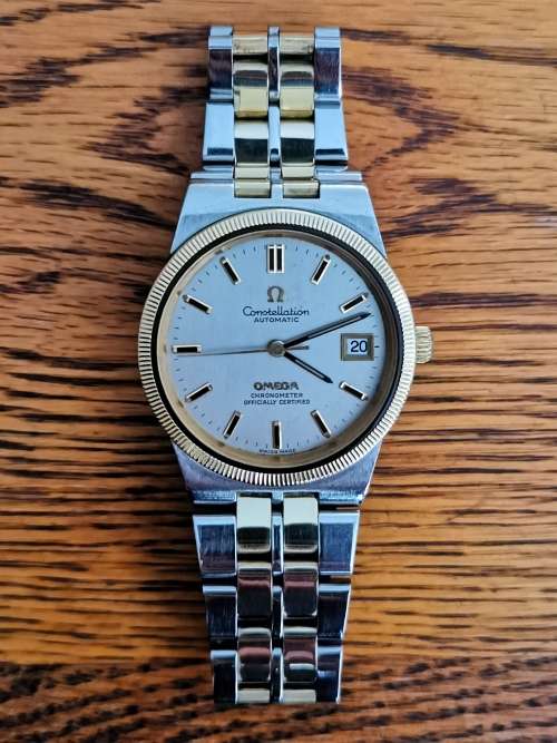 +-25 grams solid 14k Gold!!! Omega Constellation  14k Gold and Stainless Steel.