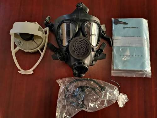 Brand New Huber Suhner Military Full Face Gas Mask with brand new filter cartridge
