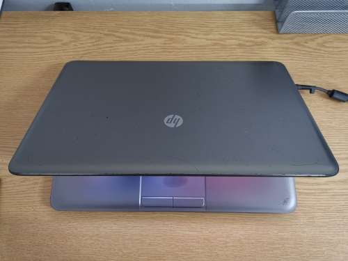 HP 650 Laptop and Charger