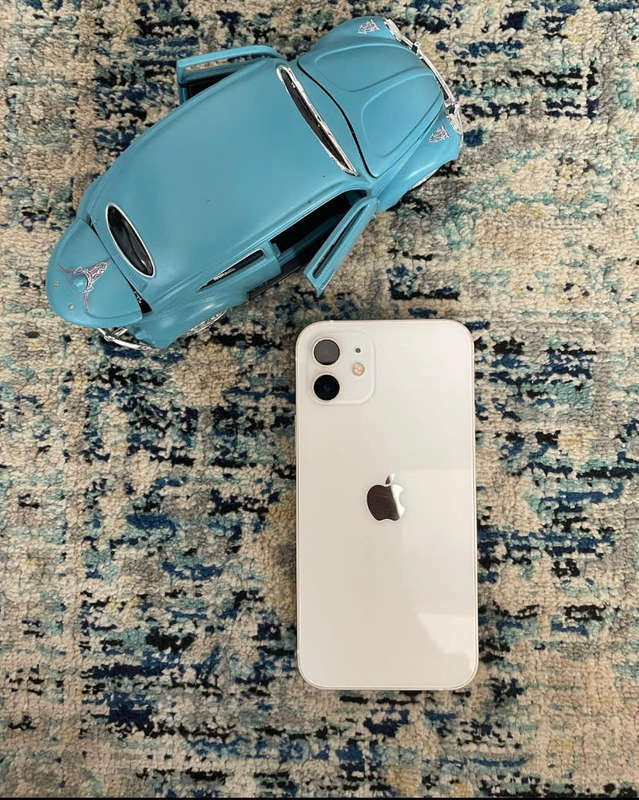 iPhone 12 64GB