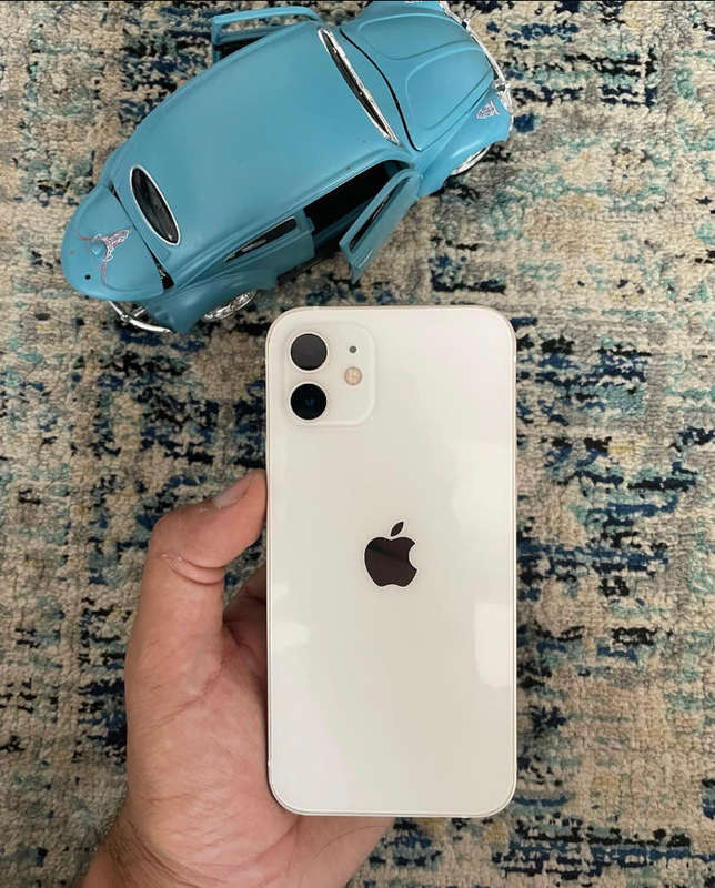 iPhone 12 64GB