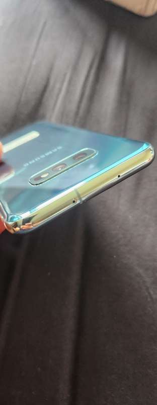 Samsung S10e Dual Sim. Great condition!