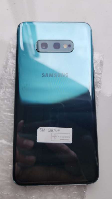 Samsung S10e Dual Sim. Great condition!