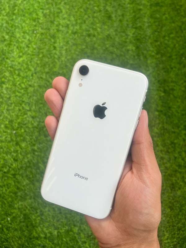iPhone XR
