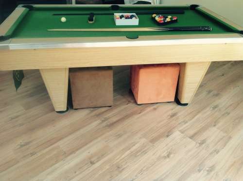 Slate pool table for sale in excellent condition !!!