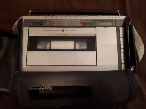 JVC Colour Video Camera GX-N70E with Sharp VC-3300 Portble VHS Recorder
