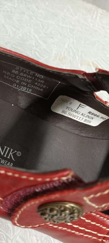Young Klinik Ladies Shoes size 6