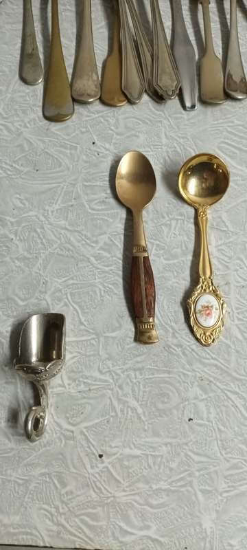 Mixed Vintage and Modern Cutlery Collection 105 ITEMS